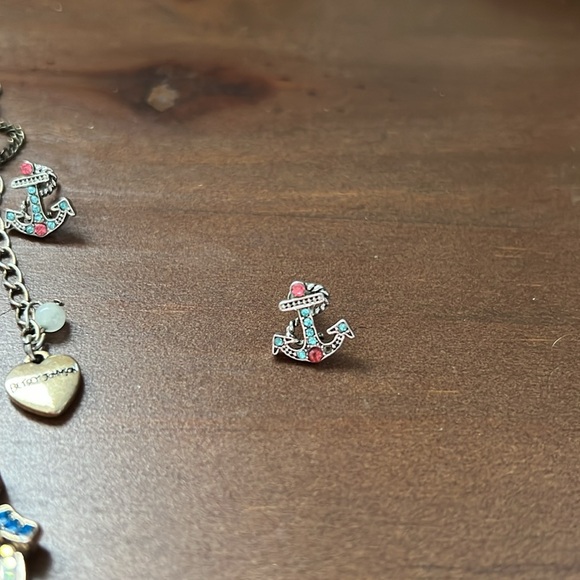 Betsey Johnson Anchor Necklace and Earrings - Picture 4 of 4